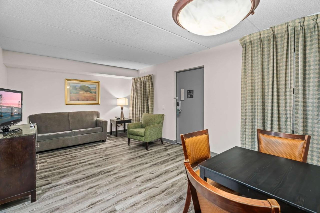 Quality & Mall Of America - Msp Airport Hotel