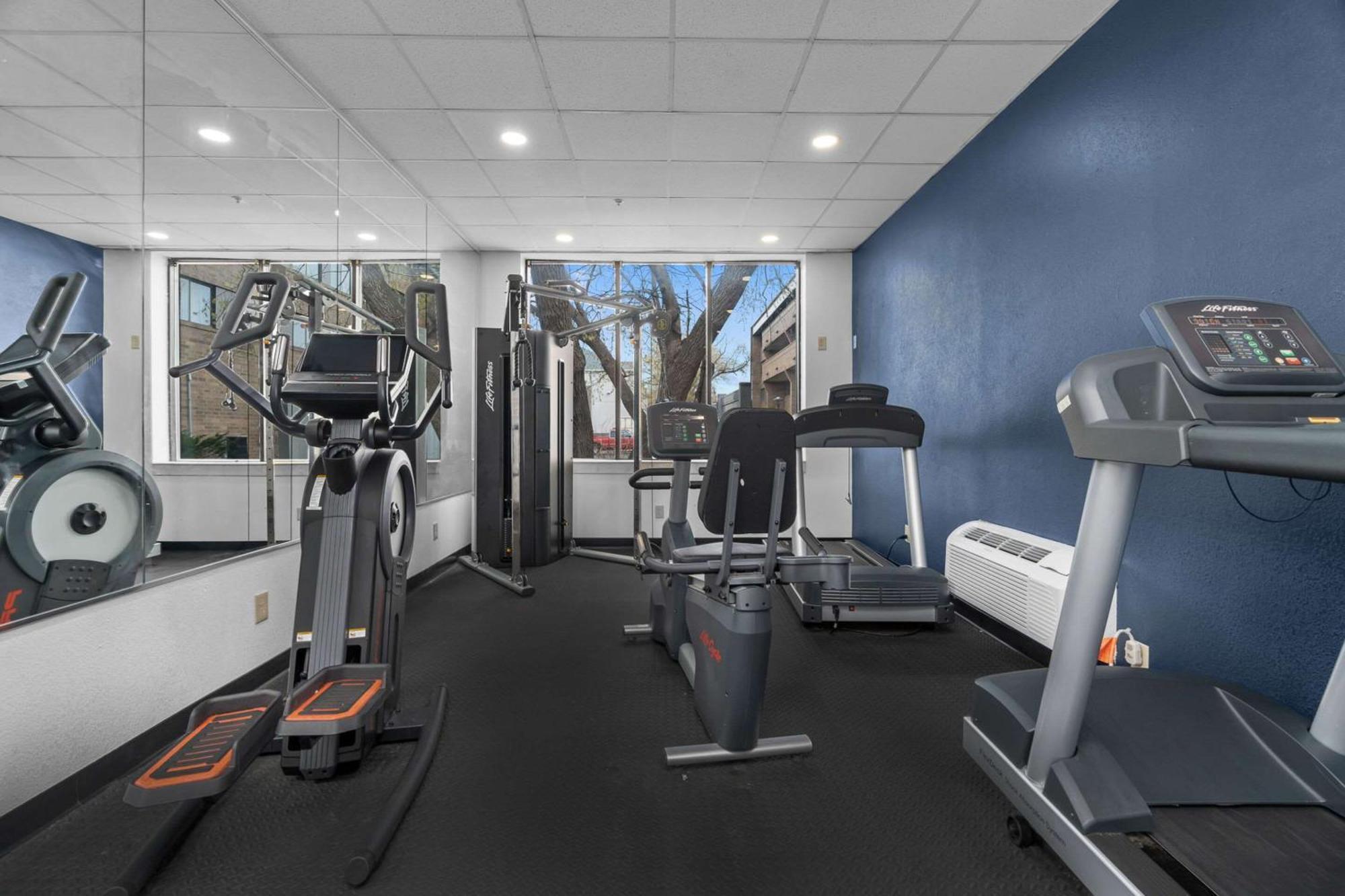 Hotel Quality & Mall Of America - Msp Airport 3*