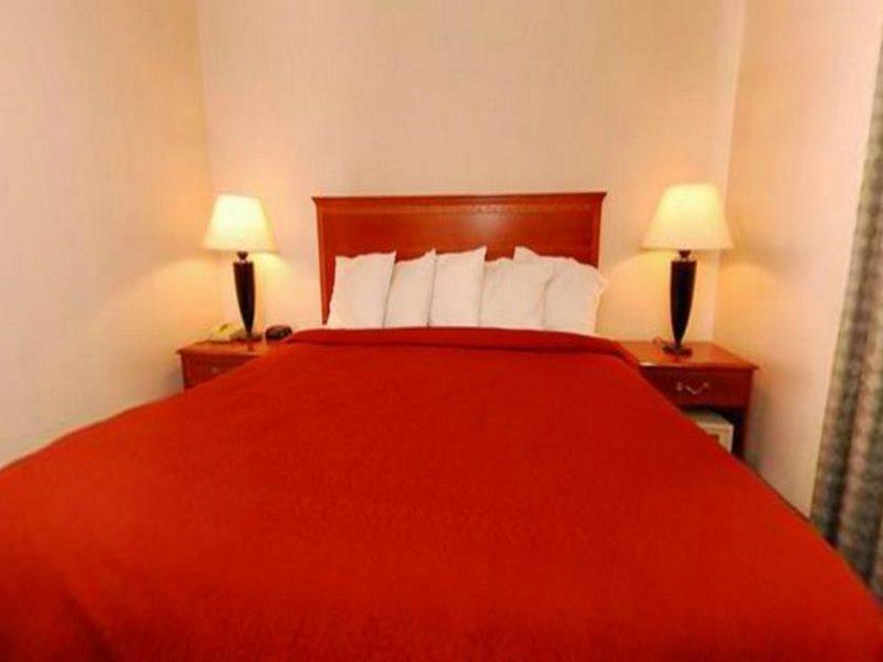 Hotel Quality & Mall Of America - Msp Airport 3*